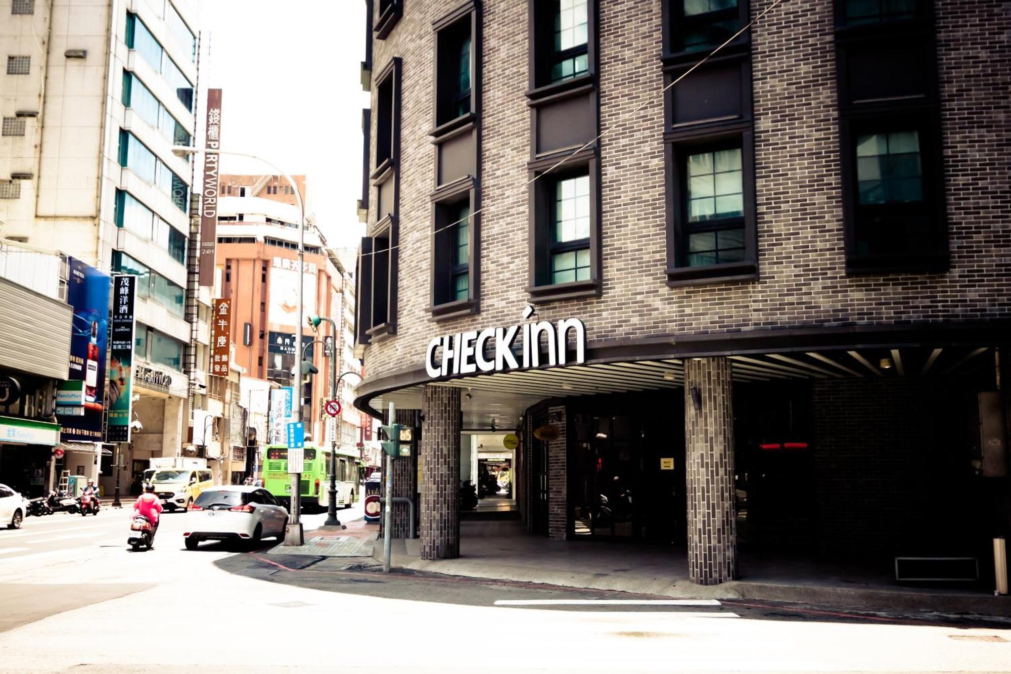 Check Inn Taichung Ziyou Dış mekan fotoğraf